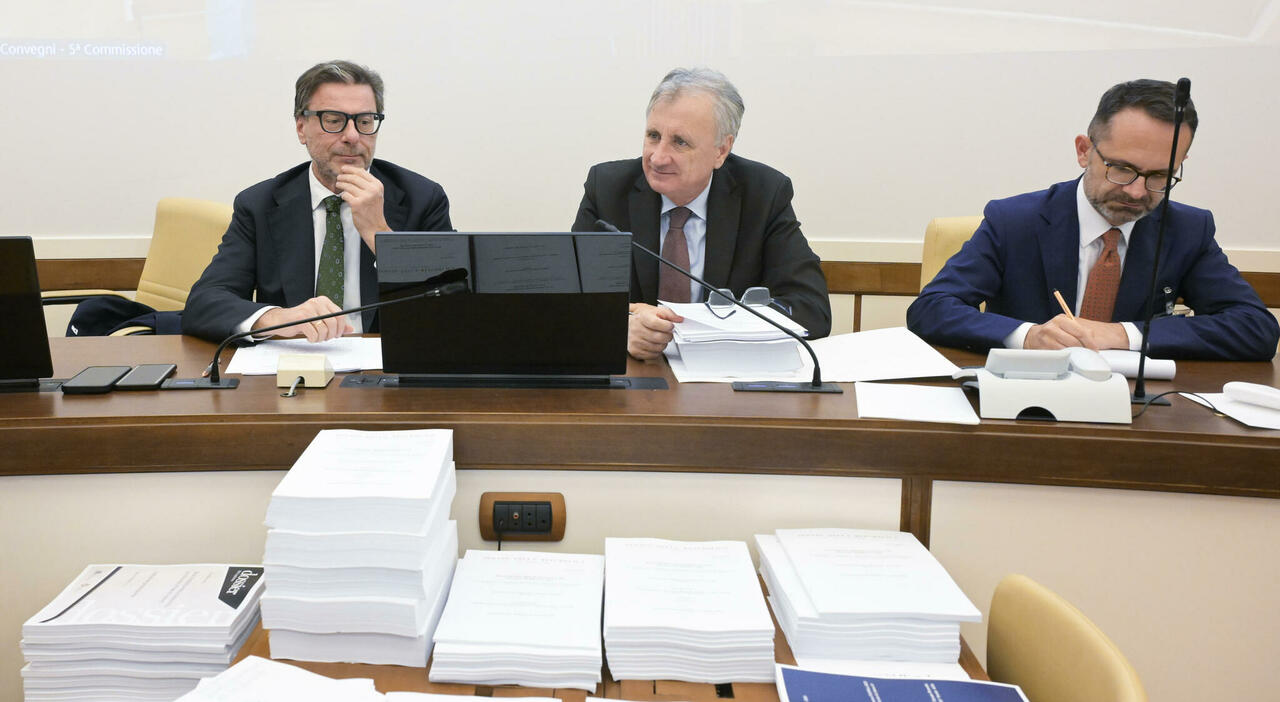 Manovra, spuntano le prime misure: mini Irpef al 10% sugli aumenti, novità su pensioni e straordinari. Il nodo delle banche Manovra, spuntano le prime misure: mini Irpef al 10% sugli aumenti, novità su pensioni e straordinari. Il nodo delle banche