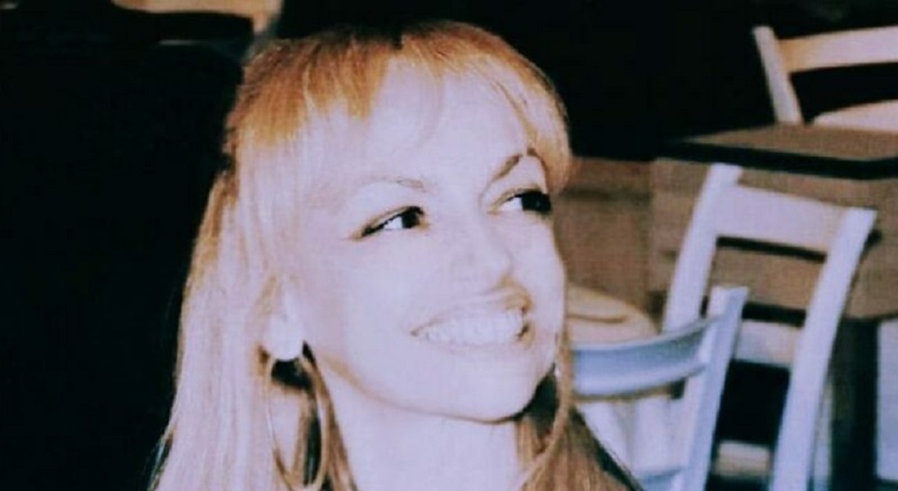 https://statics.cedscdn.it/photos/MED_HIGH/2025/10/10/9119083_10151313_maria_cristina_gallo.jpg
