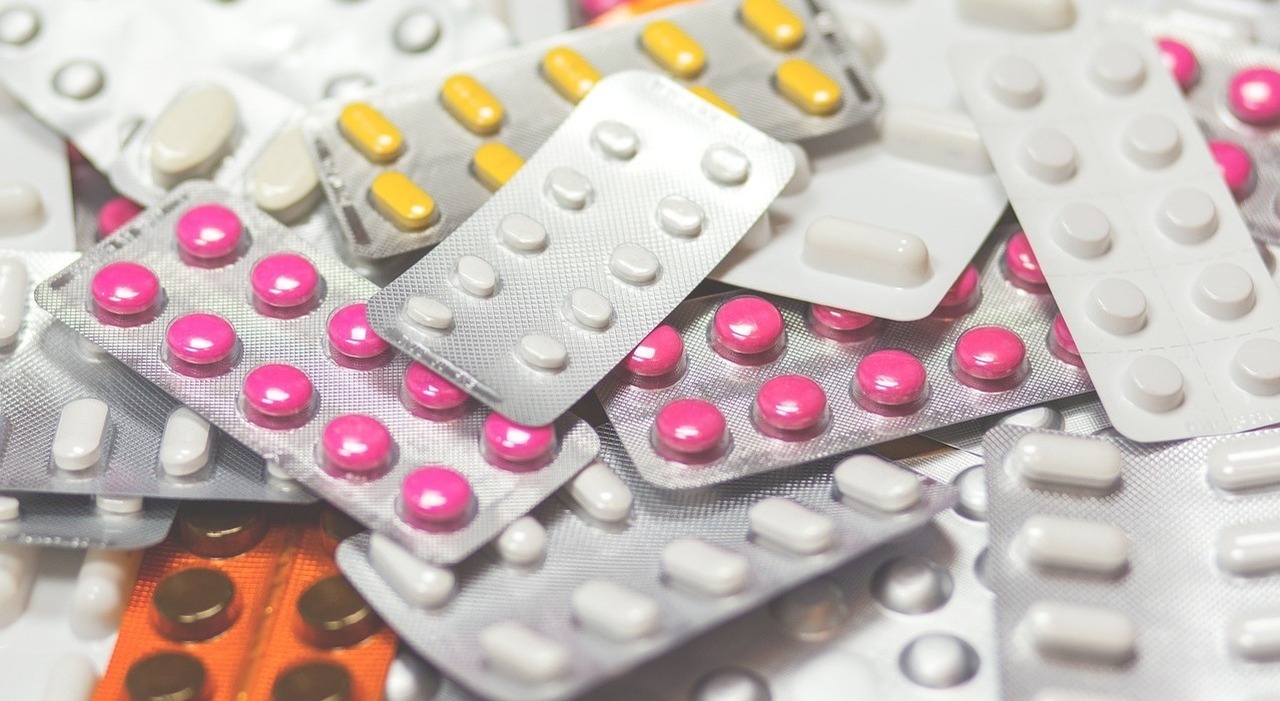 https://statics.cedscdn.it/photos/MED_HIGH/2025/10/10/9119267_10180641_farmaci_tempi_approvazione_aifa_oggi_10_10_2025.jpg