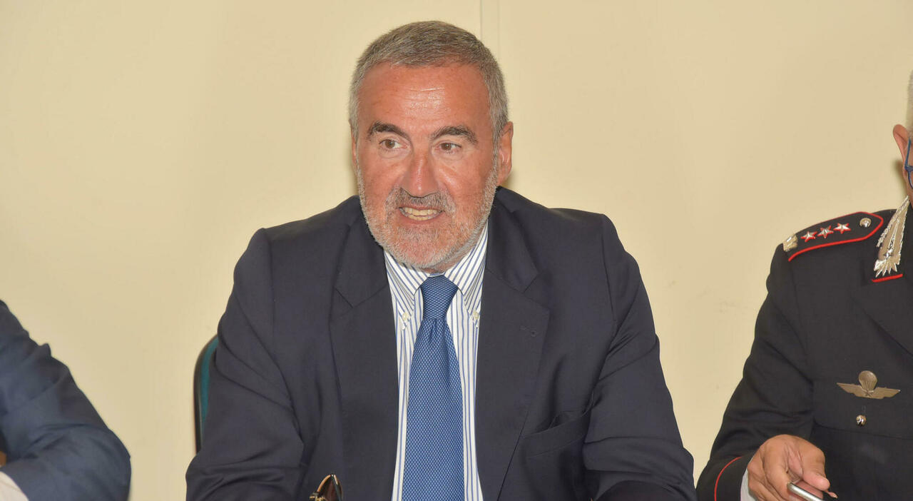 Garlasco, a Mario Venditti e Pietro Paolo Mazza contestato peculato per 750mila euro: acquistate auto usate per interessi personali Garlasco, a Mario Venditti e Pietro Paolo Mazza contestato peculato per 750mila euro: acquistate auto usate per interessi personali