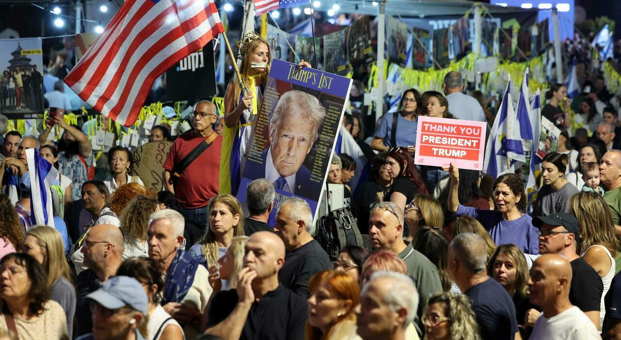 Gaza, quando saranno liberati gli ostaggi e cosa succede dopo? Witkoff in piazza a Tel Aviv, fischi per Netanyahu