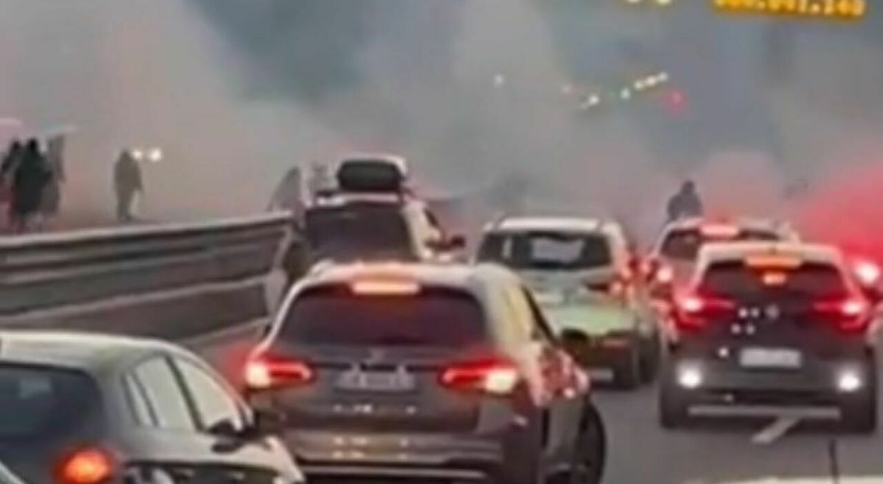 https://statics.cedscdn.it/photos/MED_HIGH/2025/10/11/9121338_11213335_scontri_in_autostrada_casertana_catania_video_oggi_11_10_2025.jpg