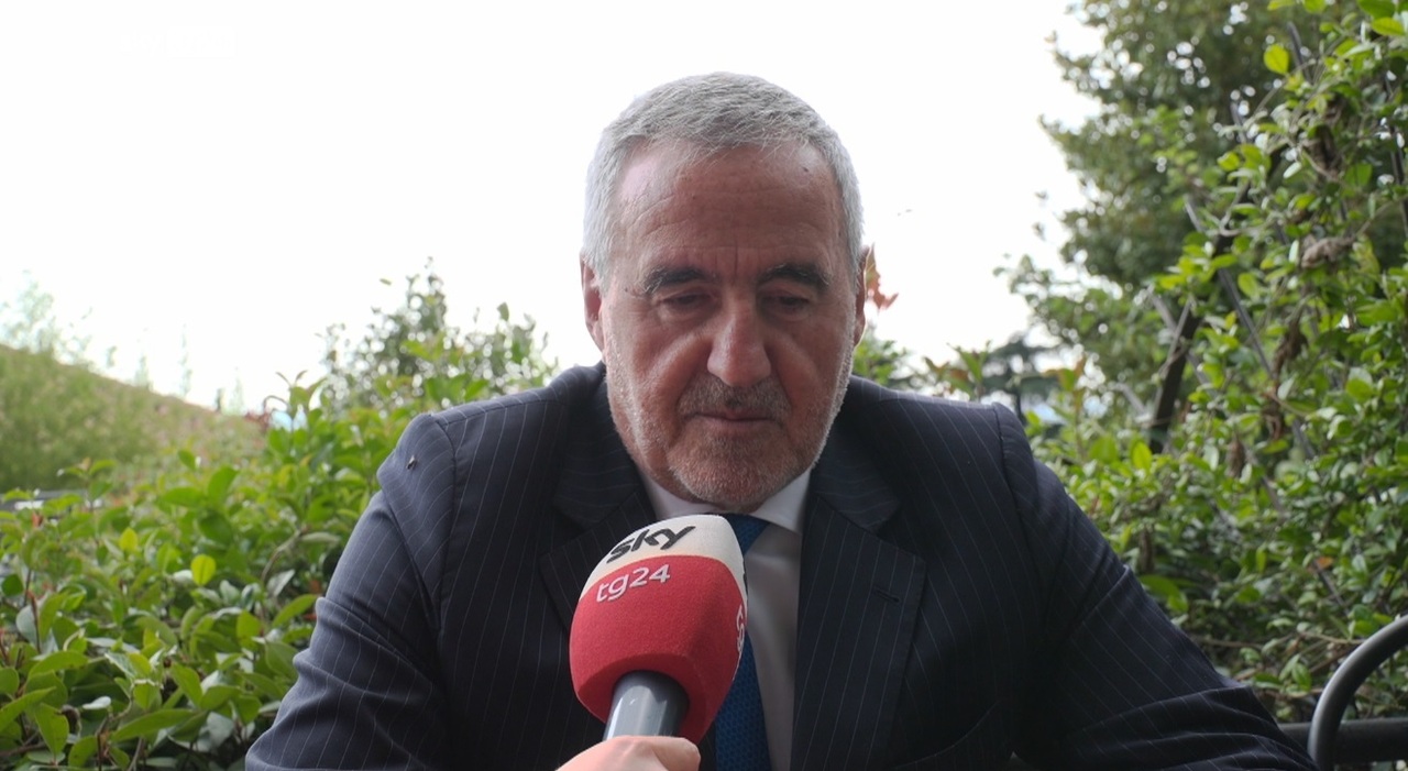 https://statics.cedscdn.it/photos/MED_HIGH/2025/10/14/9127001_14190731_venditti_non_sono_corrotto.jpg