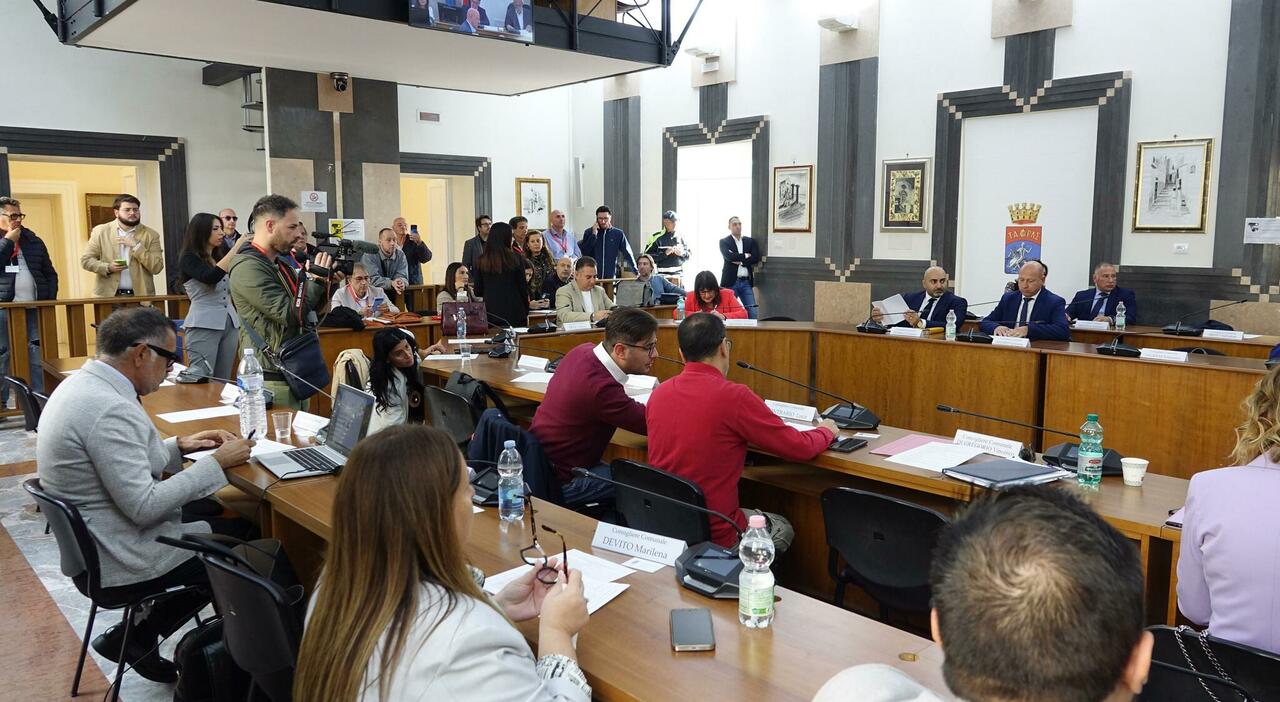 Pd, rabbia post ?voto Contrario?: «Un atto politicamente grave» Pd, rabbia post ?voto Contrario?: «Un atto politicamente grave»