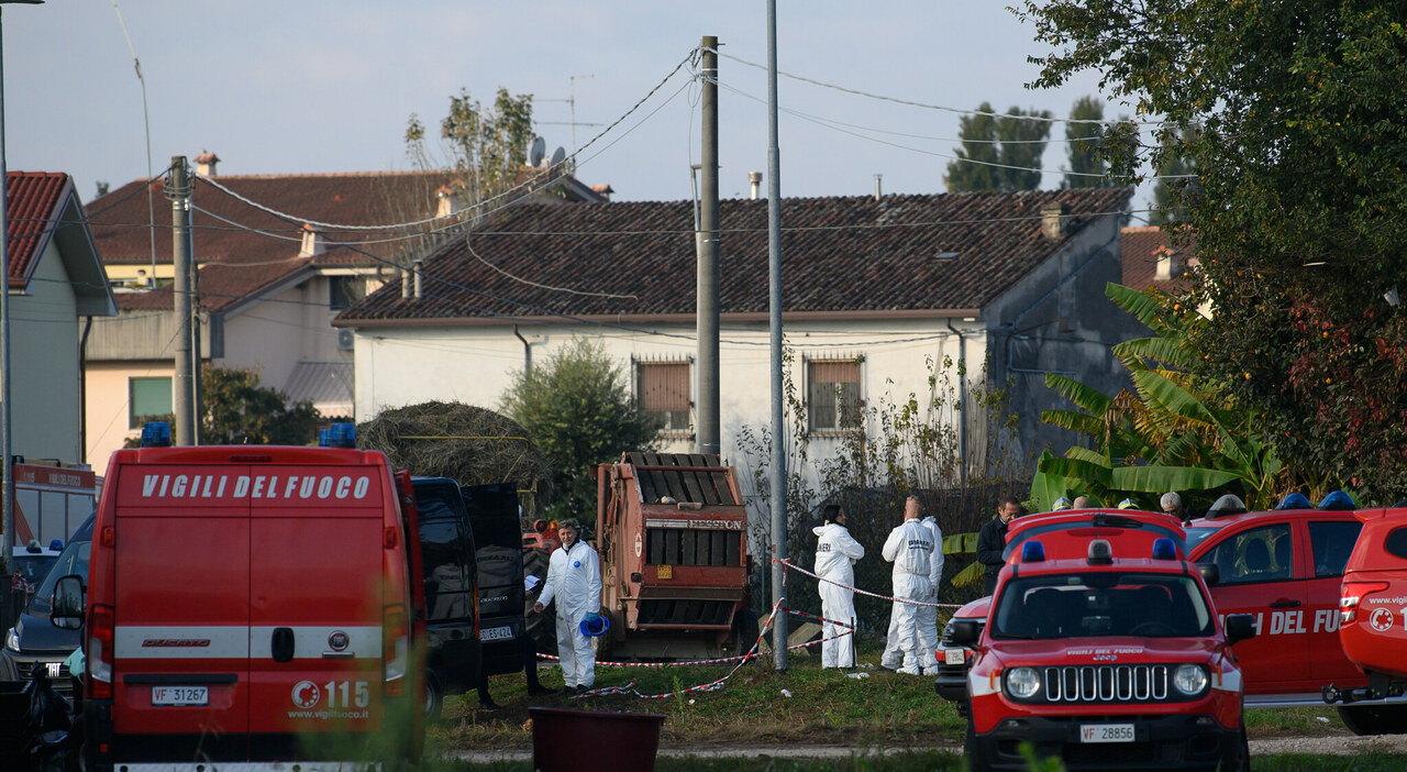 https://statics.cedscdn.it/photos/MED_HIGH/2025/10/15/9128840_15145945_esplosione_castel_d_azzano_reato_strage_come_stanno_carabinieri_ricoverati_oggi_15_10_2025.jpg