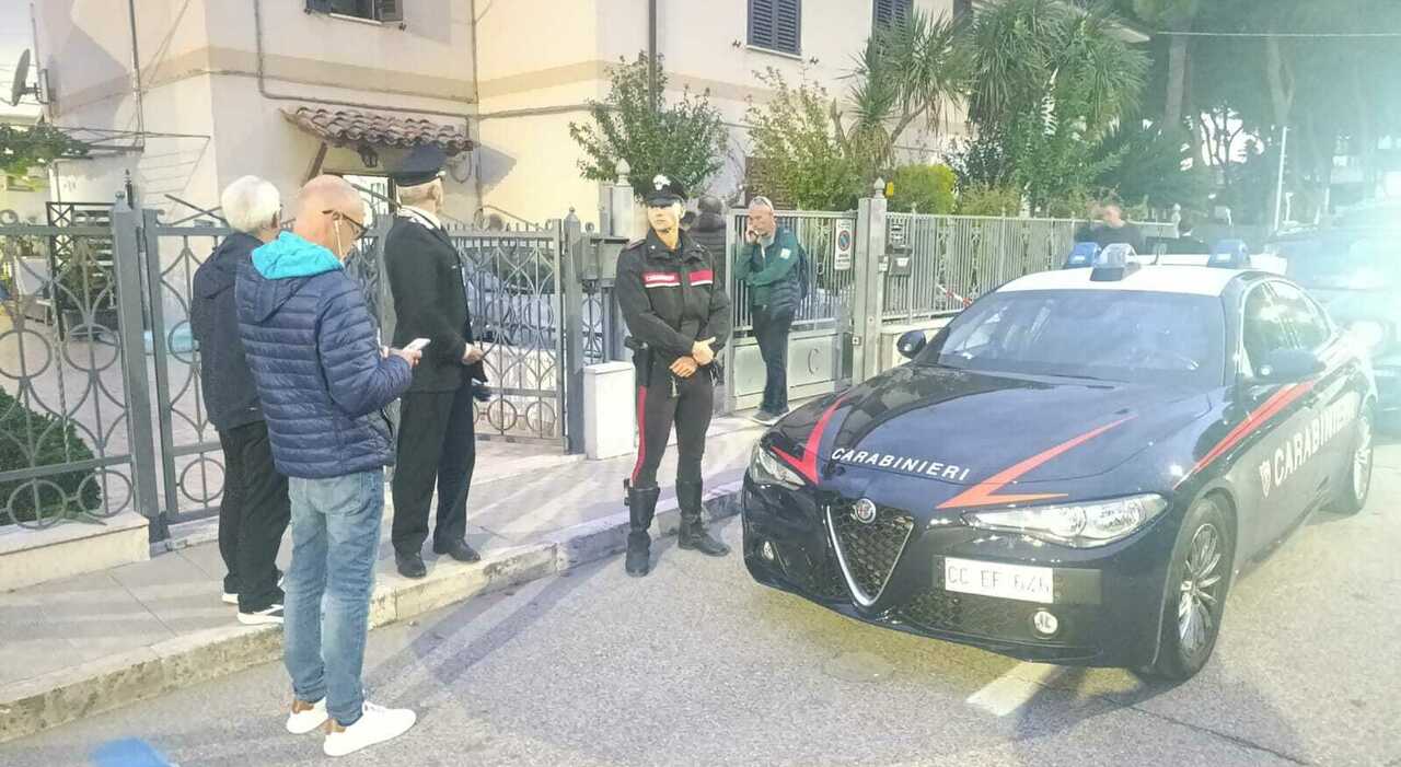 Orrore a San Benedetto, uccide la moglie con un colpo di pistola poi si suicida: l Orrore a San Benedetto, uccide la moglie con un colpo di pistola poi si suicida: l