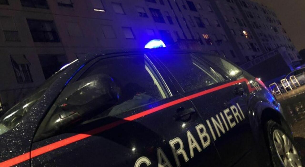 Omicidio suicidio a San Benedetto, anziano uccide la moglie e poi si spara. L Omicidio suicidio a San Benedetto, anziano uccide la moglie e poi si spara. L