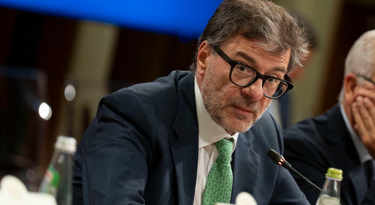Manovra da 18 miliardi, 5 dal Pnrr. Taglio dell Manovra da 18 miliardi, 5 dal Pnrr. Taglio dell