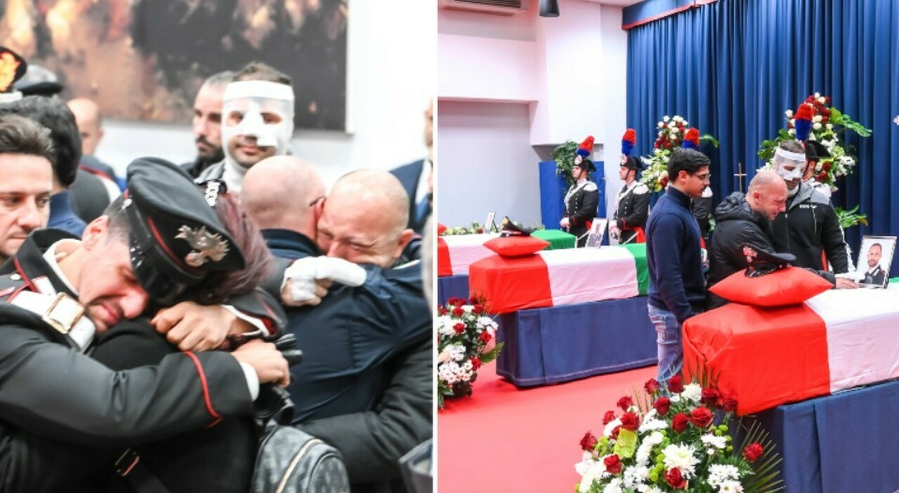 Carabinieri morti, è il giorno dei funerali di Stato: Padova blindata. Centinaia alla camera ardente per stringersi alle famiglie Carabinieri morti, è il giorno dei funerali di Stato: Padova blindata. Centinaia alla camera ardente per stringersi alle famiglie
