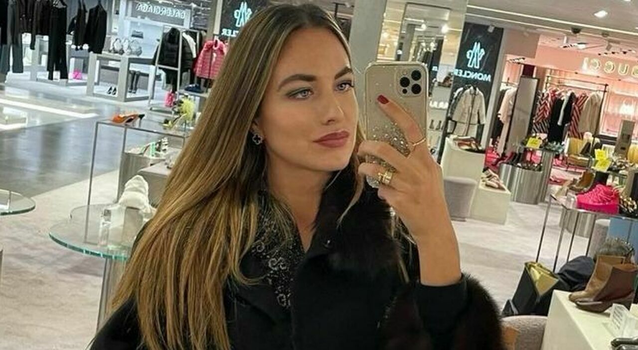 https://statics.cedscdn.it/photos/MED_HIGH/2025/10/17/9132726_17084303_pamela_genini_messaggi_whatsapp_ex_gianluca_soncin_femminicidio_milano_chat_oggi_17_ottobe_2025.jpg
