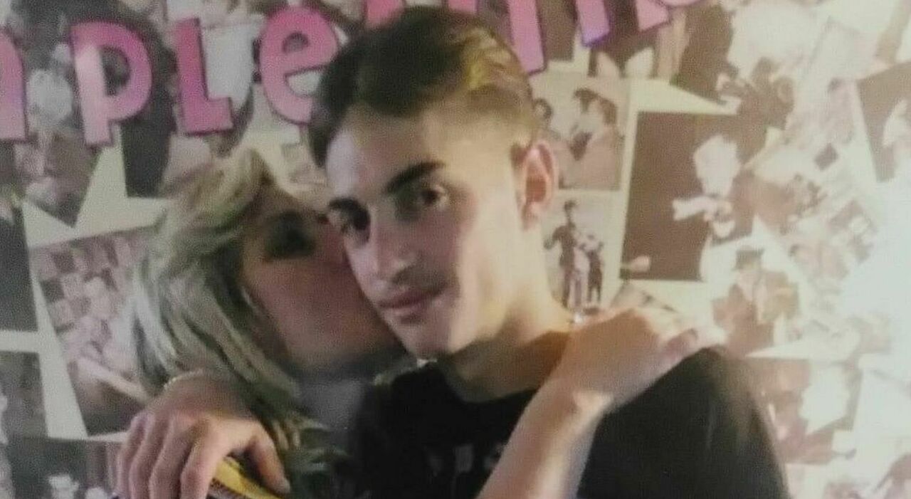 Avellino. Pestato a sangue in carcere, morto il detenuto napoletano Paolo Piccolo Avellino. Pestato a sangue in carcere, morto il detenuto napoletano Paolo Piccolo