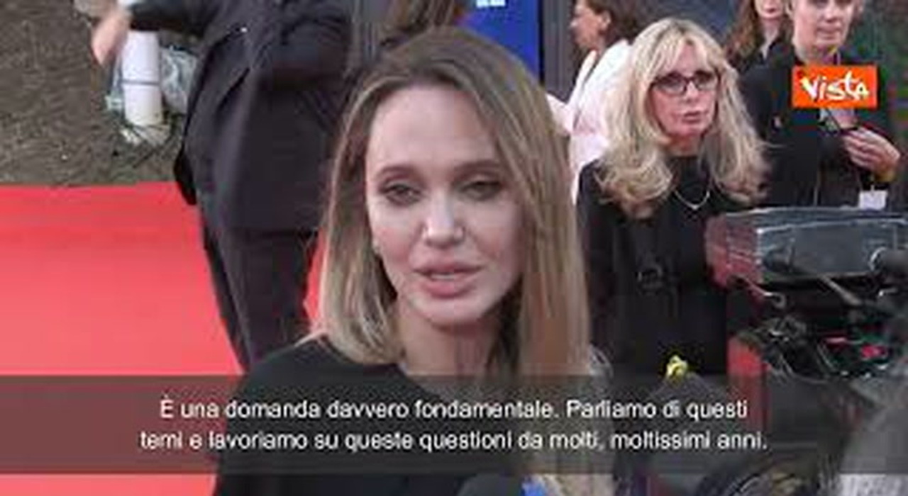 https://statics.cedscdn.it/photos/MED_HIGH/2025/10/18/9135335_poster.jpg