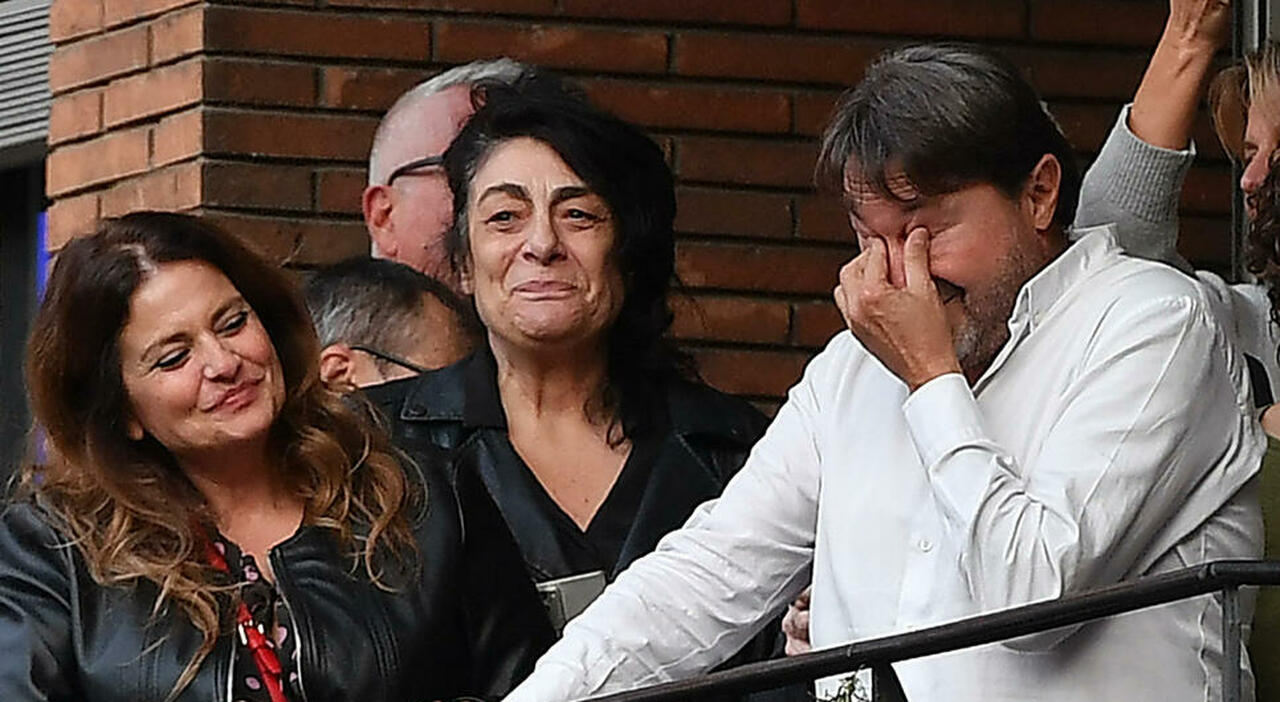 https://statics.cedscdn.it/photos/MED_HIGH/2025/10/19/9136796_19170954_chi_e_stato_mettere_bomba_ranucci_cosa_ha_detto_oggi_19_10_2025.jpg