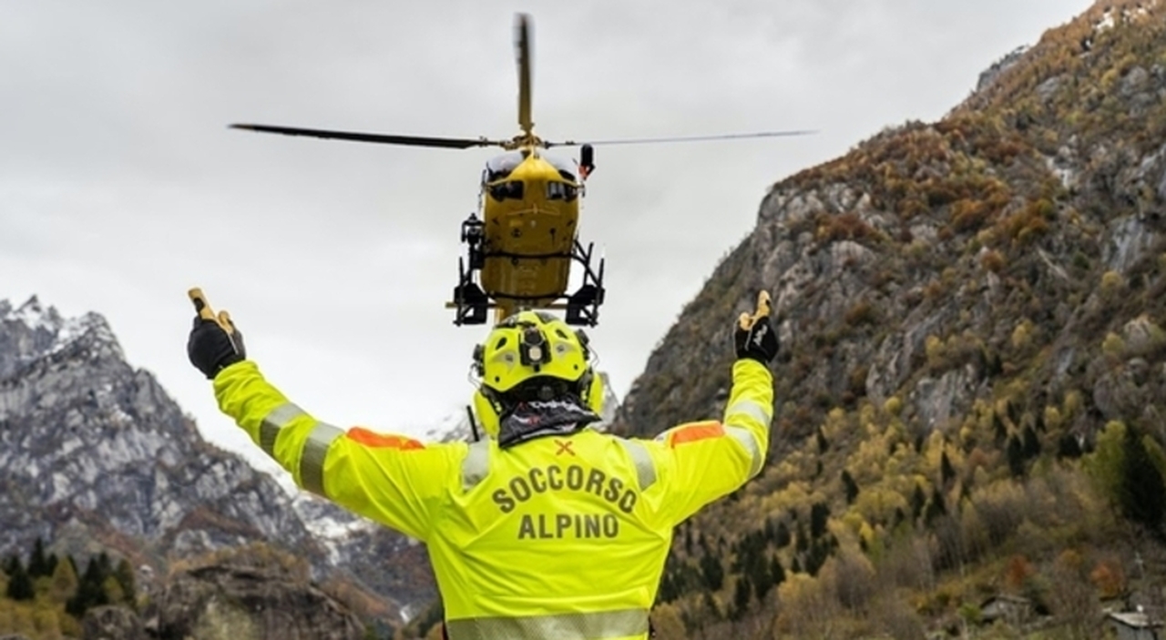 https://statics.cedscdn.it/photos/MED_HIGH/2025/10/20/9138751_20184131_manovra_soccorso_alpino_pagamento_cosa_cambia_oggi_21_10_2025.jpg
