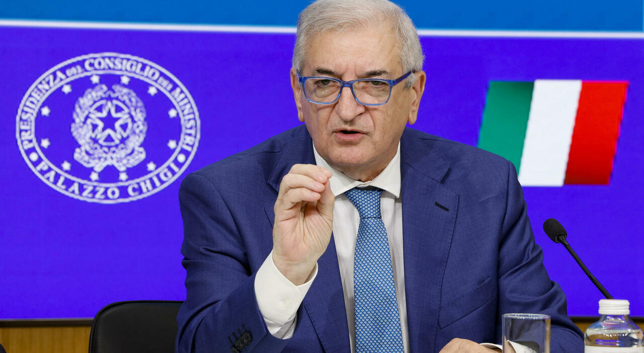 Intervista a Tommaso Foti: «Sud, opportunità dall?Ue su energia, acqua e casa. Ora accelerare sulla spesa» Intervista a Tommaso Foti: «Sud, opportunità dall?Ue su energia, acqua e casa. Ora accelerare sulla spesa»