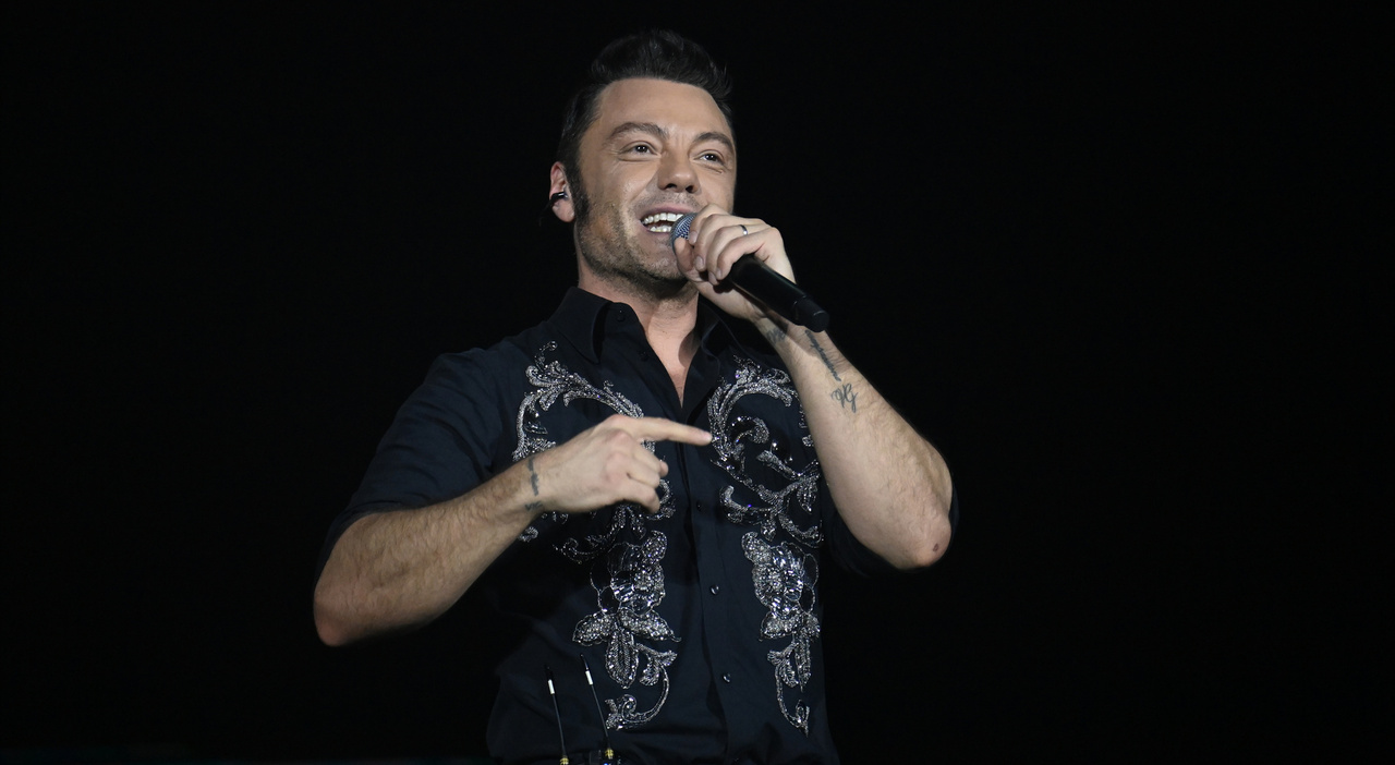 Tiziano Ferro cambia tutto, dall Tiziano Ferro cambia tutto, dall