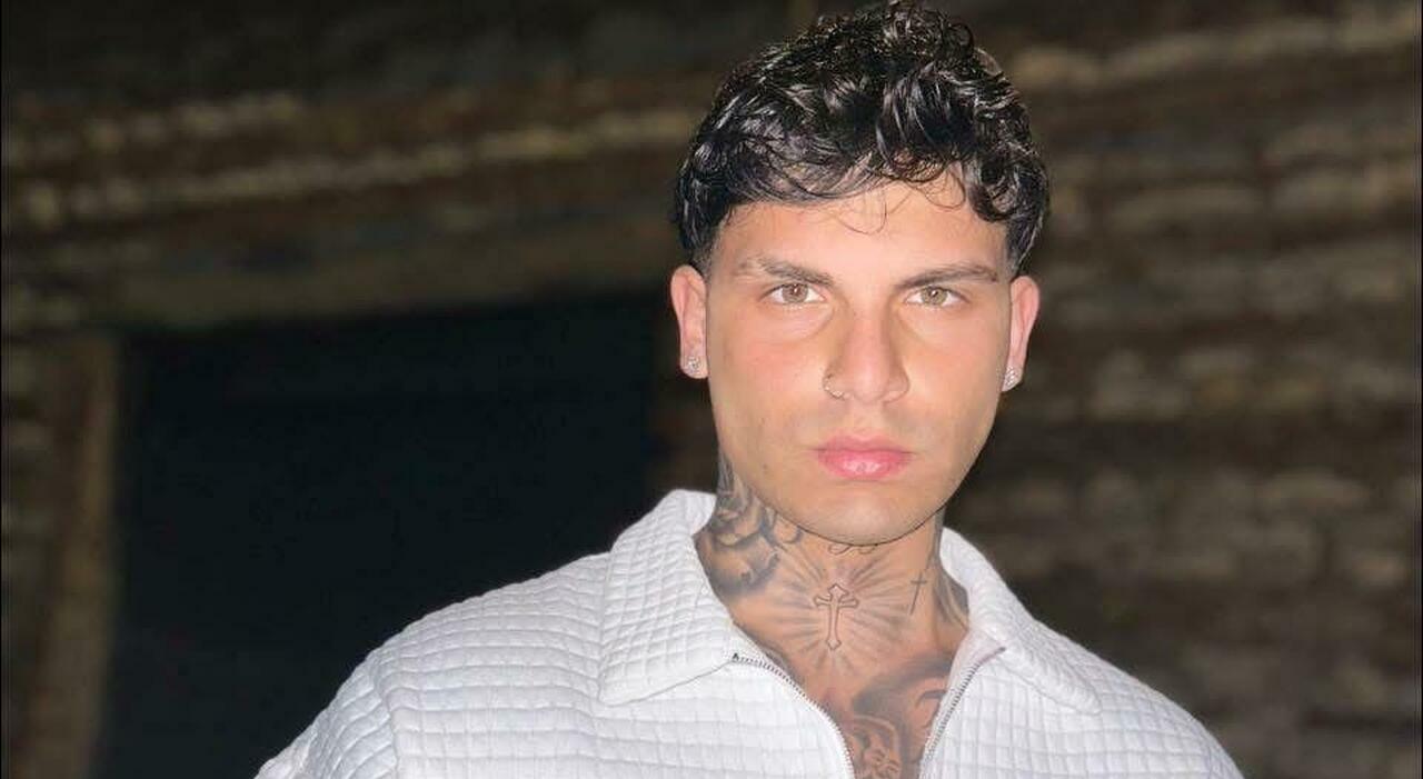 Hekuran ucciso a 23 anni con una sola coltellata: «Gli ha trafitto il cuore, è morto subito» Hekuran ucciso a 23 anni con una sola coltellata: «Gli ha trafitto il cuore, è morto subito»