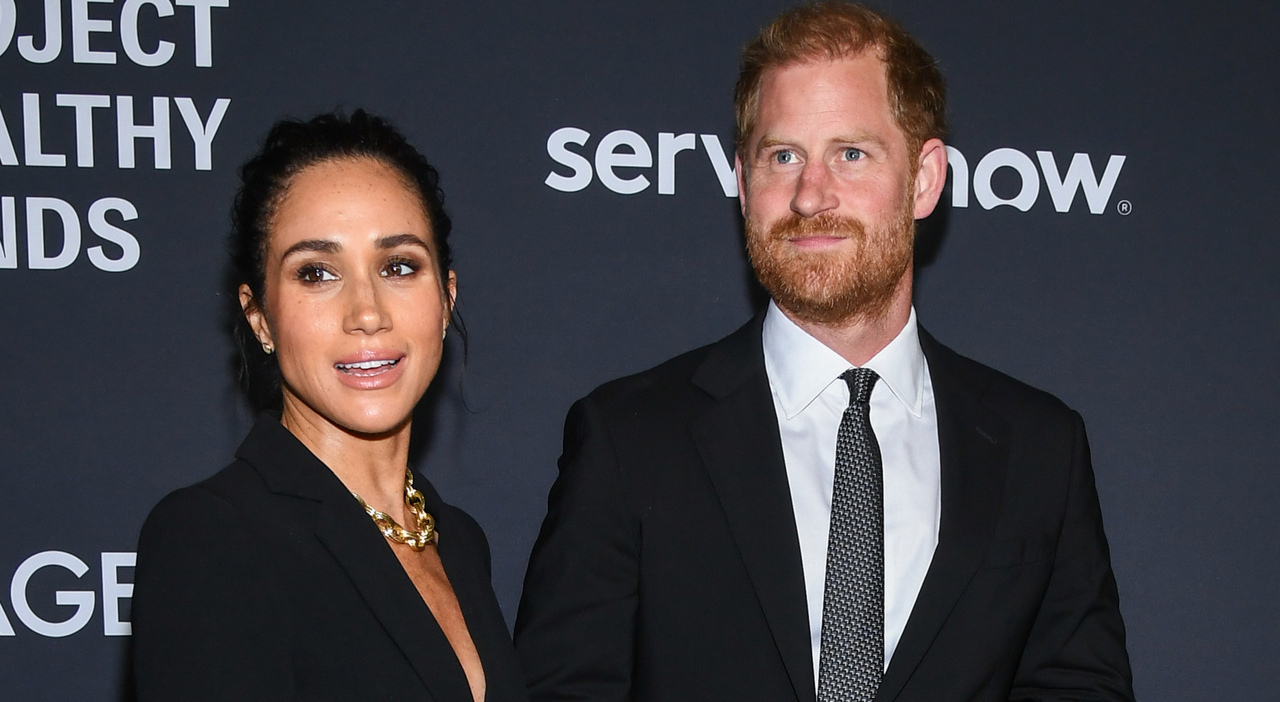 Meghan Markle, la direttrice delle comunicazioni si dimette dopo 4 mesi: «Non è una che si arrende, dev