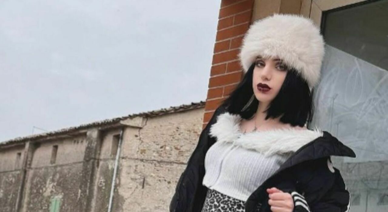 Malore improvviso mentre è a casa, Chiara Zardo crolla tra le braccia della mamma e muore a 18 anni