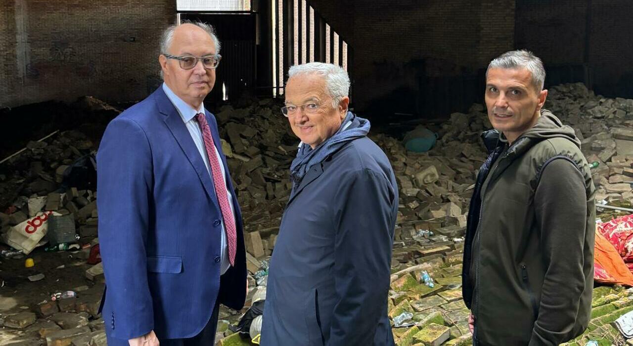 Napoli, stadio Maradona, sopralluogo nei parcheggi sotterranei: «Possiamo recuperarli» Napoli, stadio Maradona, sopralluogo nei parcheggi sotterranei: «Possiamo recuperarli»