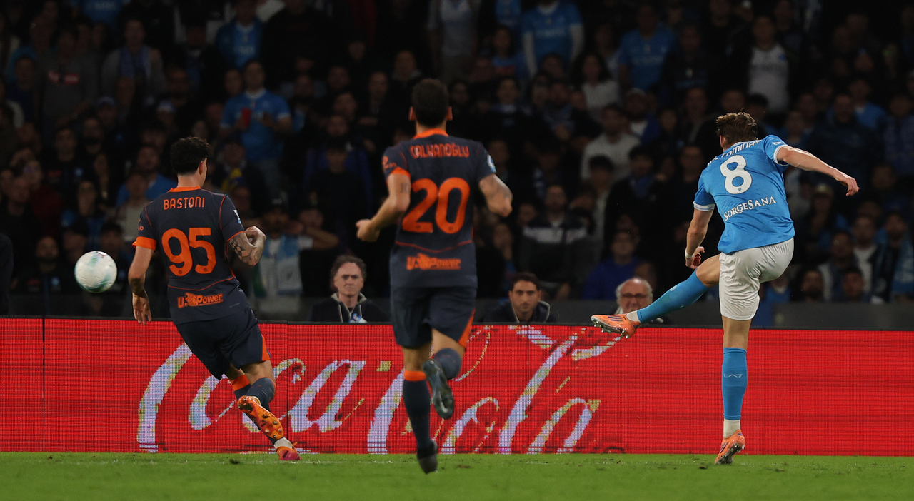 Napoli Inter 3 1, le pagelle: McTominay (8) è unico, Anguissa (7,5) combatte. Acerbi (4,5), che incubo. Lautaro (5) spreca Napoli Inter 3 1, le pagelle: McTominay (8) è unico, Anguissa (7,5) combatte. Acerbi (4,5), che incubo. Lautaro (5) spreca