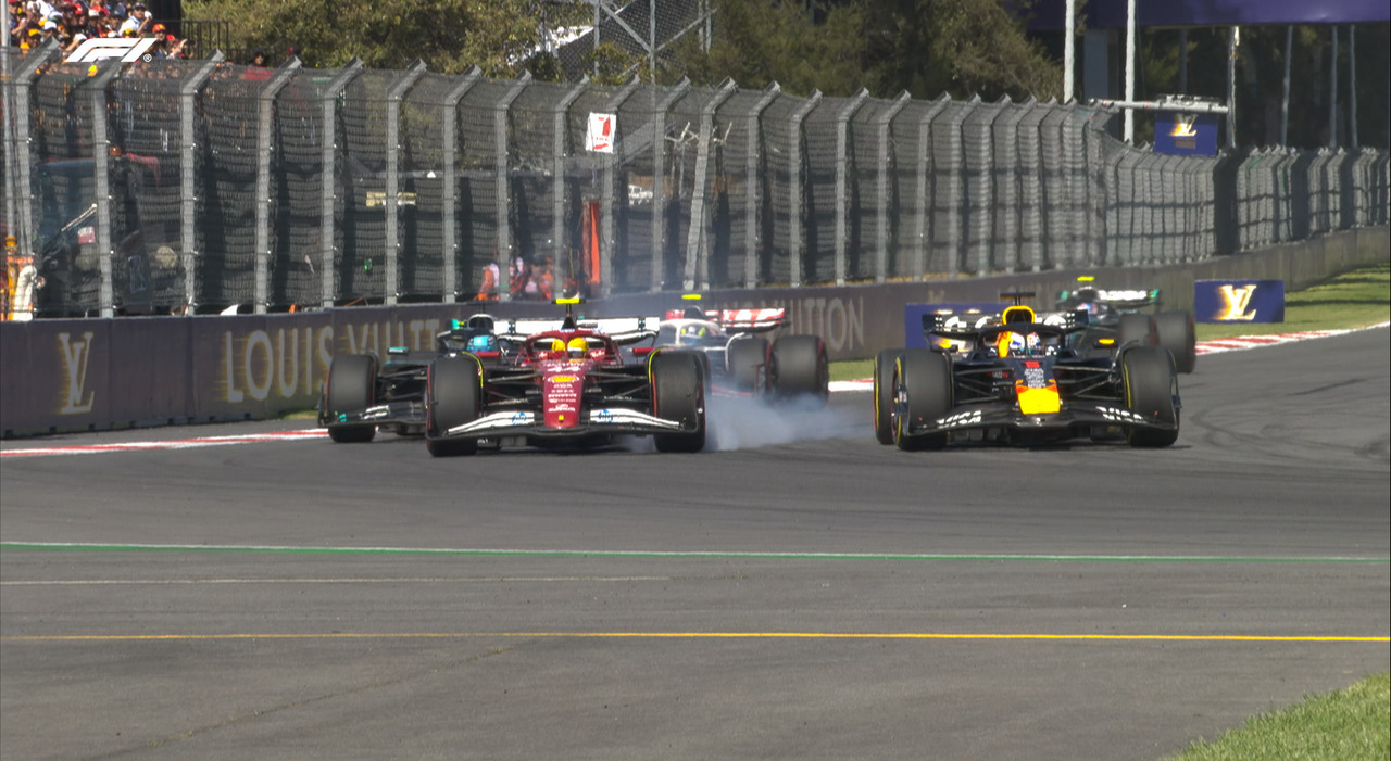 Formula 1, GP di Città del Messico, la diretta: Norris sempre leader su Leclerc, Hamilton è terzo, ma ingiustamente penalizzato di 10" Formula 1, GP di Città del Messico, la diretta: Norris sempre leader su Leclerc, Hamilton è terzo, ma ingiustamente penalizzato di 10"
