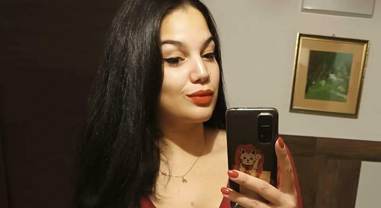 https://statics.cedscdn.it/photos/MED_HIGH/2025/10/27/9152236_27102746_solange_samantha_rizzetto_morta_sotto_doccia_novellara.jpg