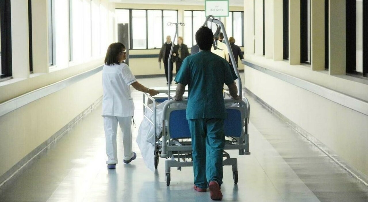Sanità, aumenti medi tra i 150 e i 172 euro mensili: via libera al contratto