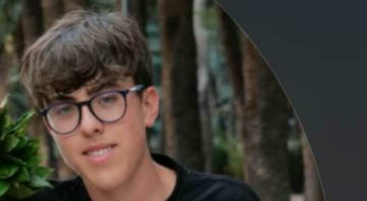 Ultimo saluto di Castignano a Mattia Martoni: il sindaco proclama il lutto cittadino per il 17enne morto in un incidente stradale