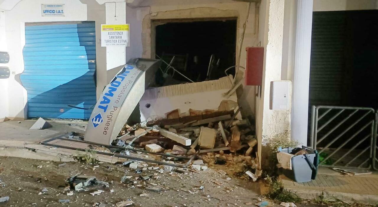 Assalti ai bancomat nel Salento: bloccati in auto e arrestati due giovani