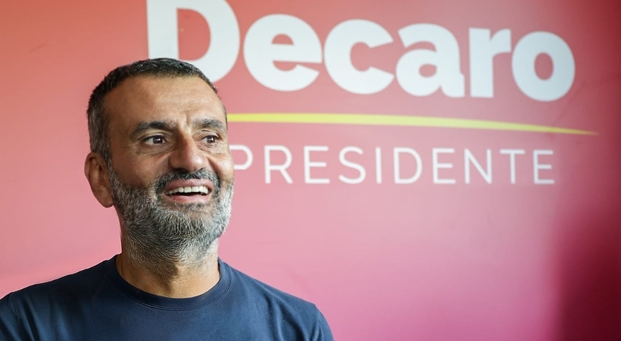 Regionali, la foto con Decaro come un?epidemia e quella corsa a riposizionarsi