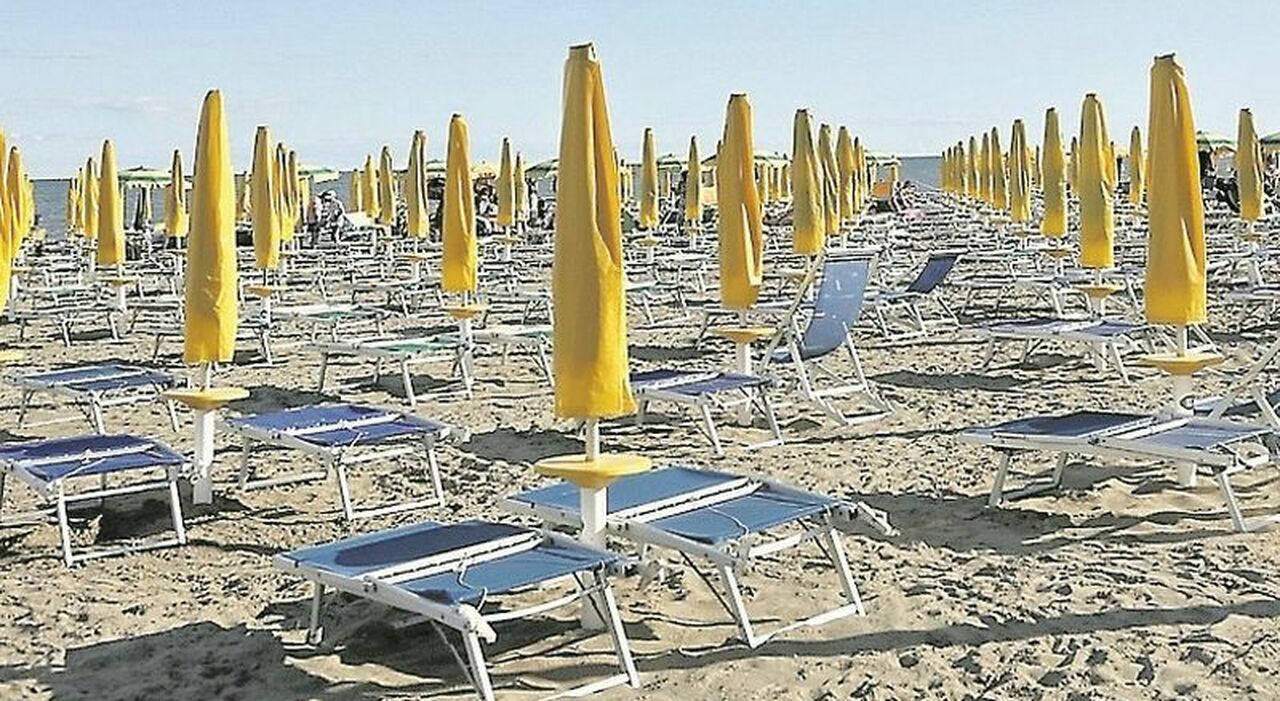 Concessioni, sì alle gare dei Comuni anche senza indennizzi. I balneari: no all?anarchia Concessioni, sì alle gare dei Comuni anche senza indennizzi. I balneari: no all?anarchia