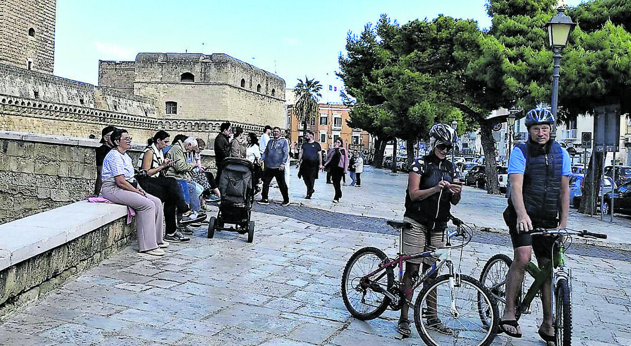 Visitatori in città anche in inverno? Necessario puntare su «Voli e rotte da aumentare. Ora dialogo con le compagnie» Visitatori in città anche in inverno? Necessario puntare su «Voli e rotte da aumentare. Ora dialogo con le compagnie»