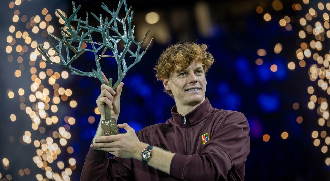 Sinner, quanto ha incassato (finora) nel 2025, la cifra da record: la vittoria al Masters 1000 di Parigi e il ritorno al numero 1 al mondo Sinner, quanto ha incassato (finora) nel 2025, la cifra da record: la vittoria al Masters 1000 di Parigi e il ritorno al numero 1 al mondo