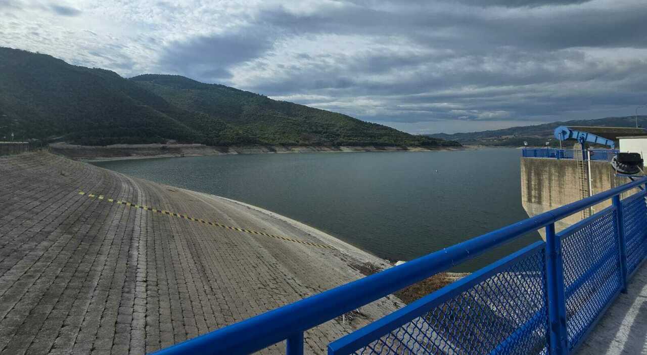 In otto dighe solo il 10% di acqua, a Occhito prelievi verso lo stop. La Basilicata chiude i rubinetti