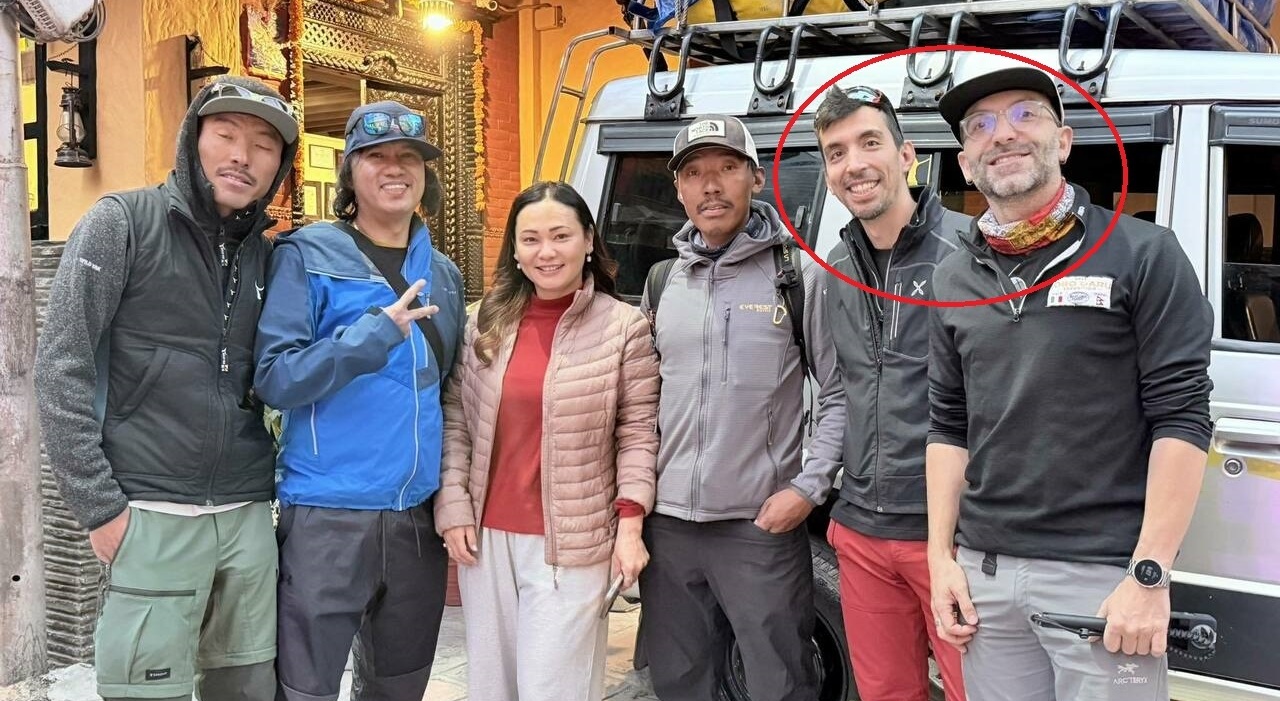 Paolo Cocco e Marco Di Marcello, chi sono il fotografo e la guida abruzzesi dispersi in Nepal Paolo Cocco e Marco Di Marcello, chi sono il fotografo e la guida abruzzesi dispersi in Nepal