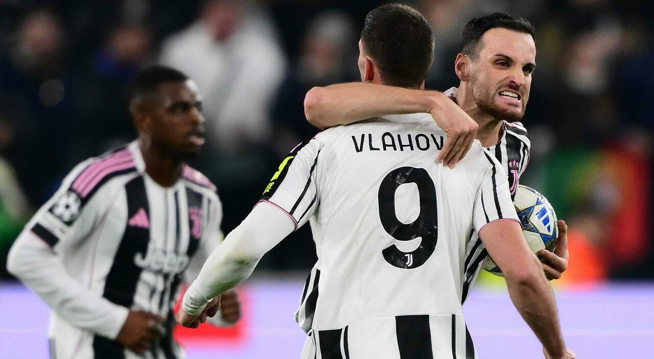 Juve Sporting 1 1, le pagelle: Vlahovic belva (8), Kalulu onnipresente (7,5), Gatti alti e bassi (5,5). Spalletti inizia con un pari (6,5) Juve Sporting 1 1, le pagelle: Vlahovic belva (8), Kalulu onnipresente (7,5), Gatti alti e bassi (5,5). Spalletti inizia con un pari (6,5)