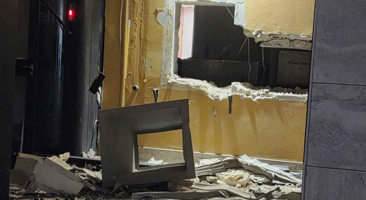 assalti e bombe ai bancomat anche in lombardia blitz all alba sei arresti in puglia da Quotidianodipuglia.it assalti e bombe ai bancomat anche in lombardia blitz all alba sei arresti in puglia