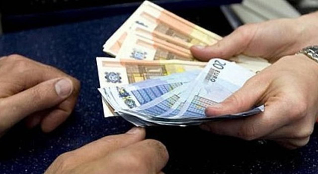 Giugliano, estorsioni a favore del clan Mallardo: arrestate sei persone, indagini in corso