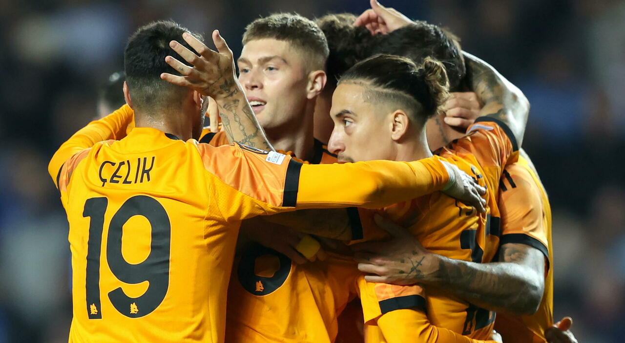 Rangers Roma 0 2, le pagelle: Pellegrini (7,5) il migliore, Soulé (7) torna al gol. Tsimikas (5,5) bocciato Rangers Roma 0 2, le pagelle: Pellegrini (7,5) il migliore, Soulé (7) torna al gol. Tsimikas (5,5) bocciato