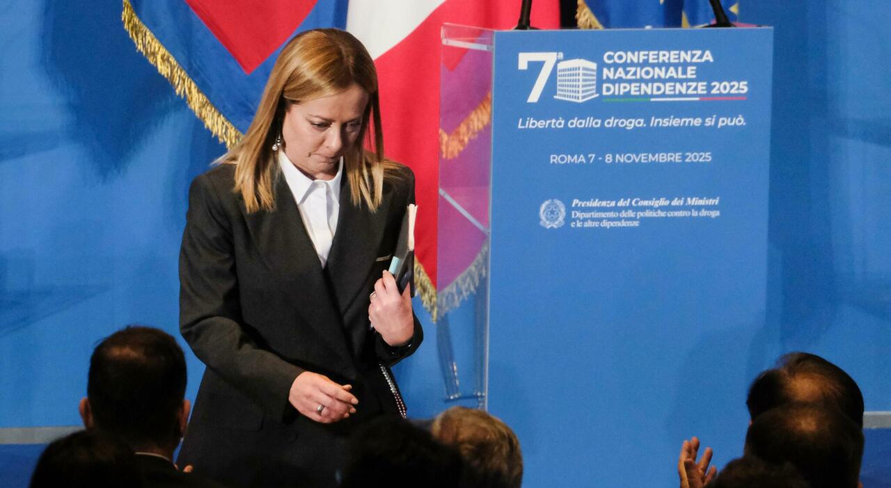 Meloni, irritazione per l Meloni, irritazione per l