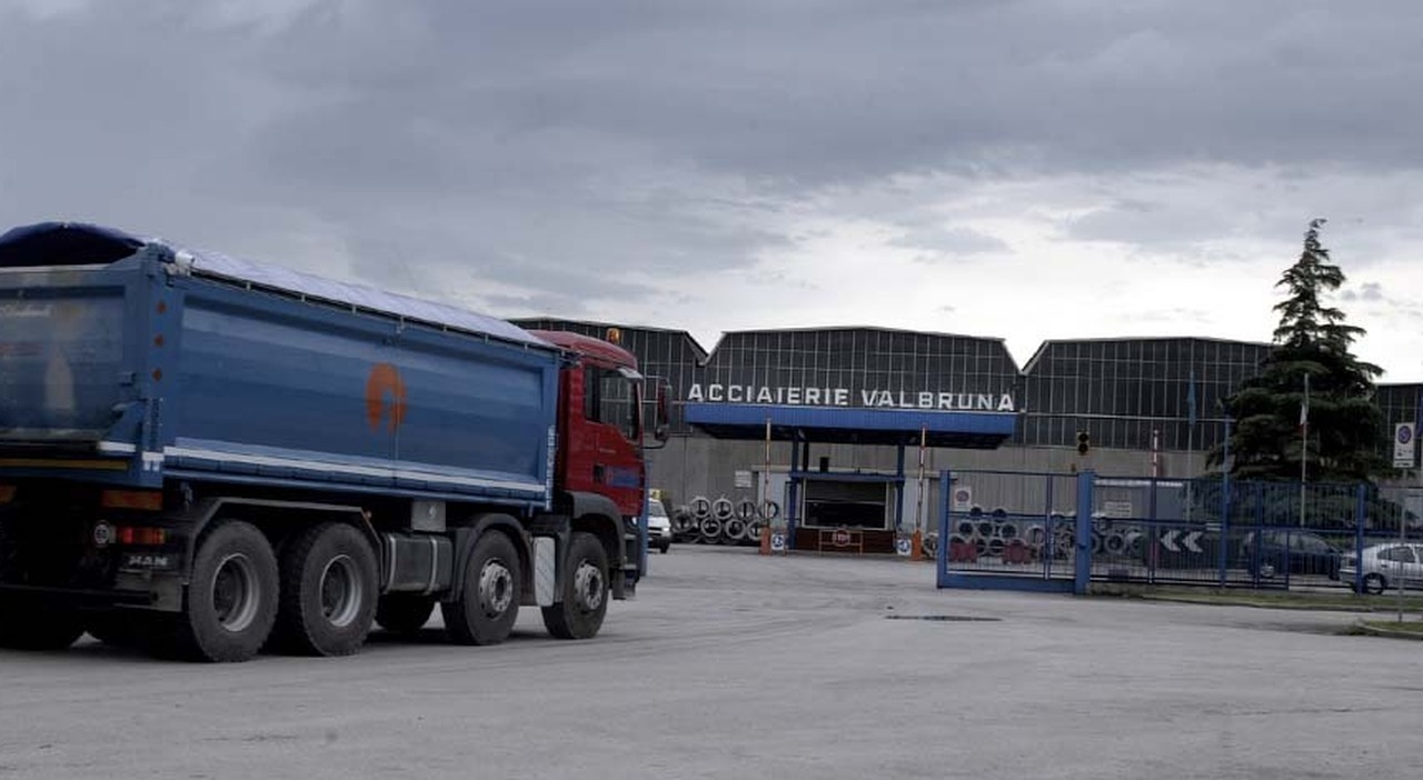 https://statics.cedscdn.it/photos/MED_HIGH/2025/11/08/9175595_08102040_acciaierie_valbruna_scontro_bolzano_regione_veneto_ricorso_tar.jpg