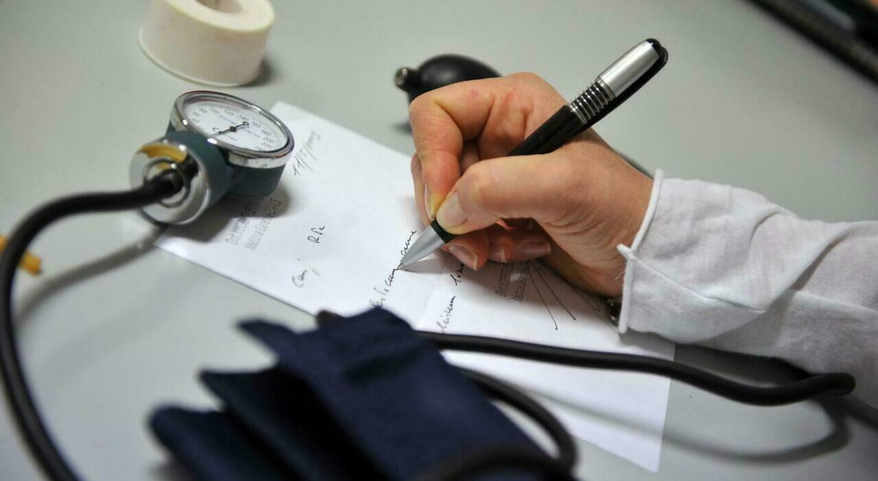 Medico generico circoncide oltre 40 bimbi a Trento: arrestato, un bambino all