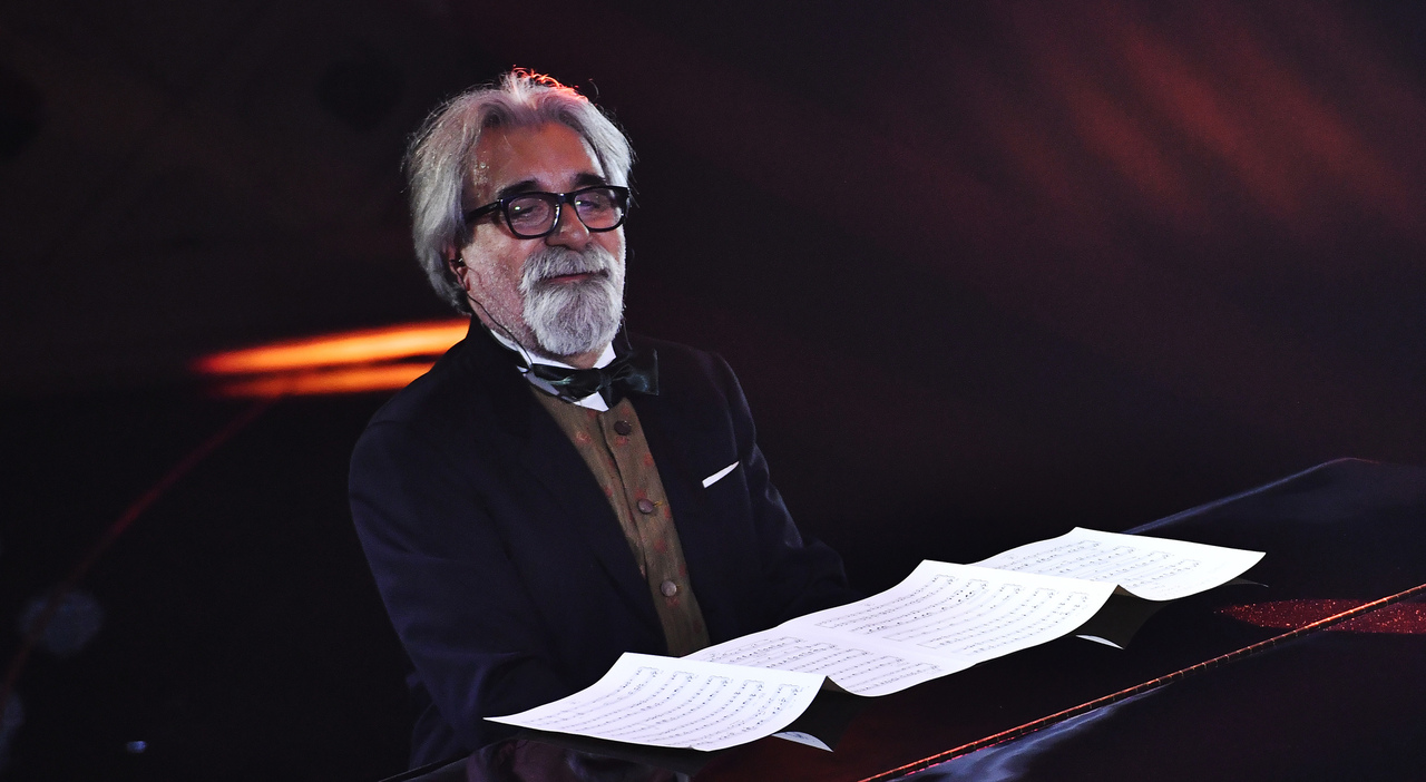 Morto Peppe Vessicchio, icona di Sanremo. Il direttore d