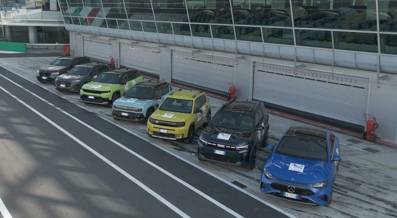Le sette auto finaliste di Premio Auto Europa ai Box della Pista di Monza