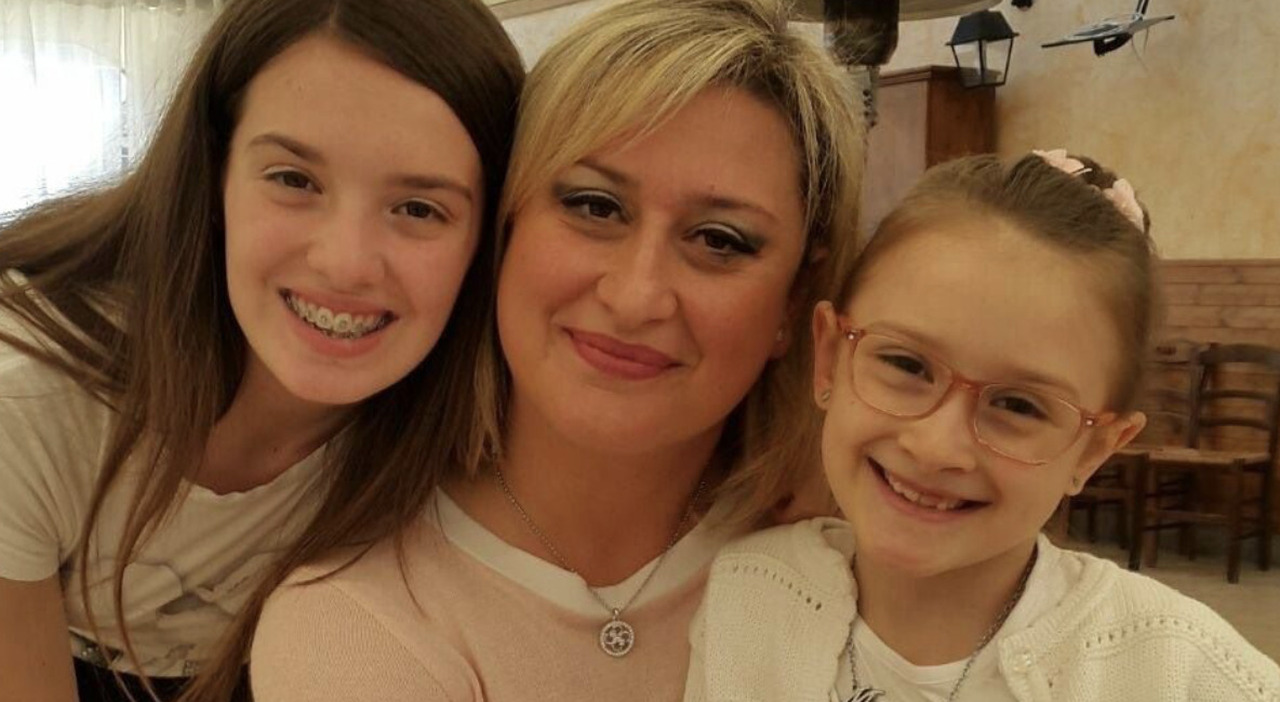 strage di cisterna antonella gargiulo a verissimo mi svegliai dal coma e mi dissero che le mie figlie erano morte ora vivo per loro da Leggo.it strage di cisterna antonella gargiulo a verissimo mi svegliai dal coma e mi dissero che le mie figlie erano morte ora vivo per loro