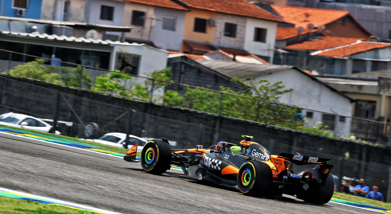 gp brasile la diretta norris torna leader davanti ad antonelli la ferrari ritira la vettura di hamilton danneggiata