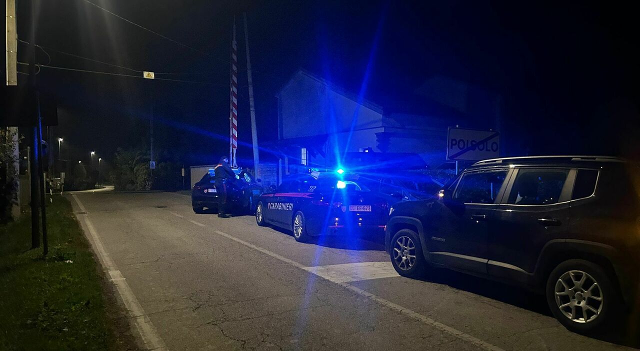 accoltellato alla schiena e alla gamba durante una lite in strada gravissimo un 23enne fermato un coetaneo da Ilgazzettino.it accoltellato alla schiena e alla gamba durante una lite in strada gravissimo un 23enne fermato un coetaneo