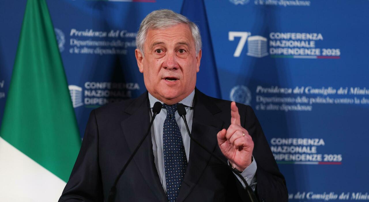 tajani a bari la manovra si pu242 migliorare no tasse sulla casa e pi249 risorse per le forze dellordine