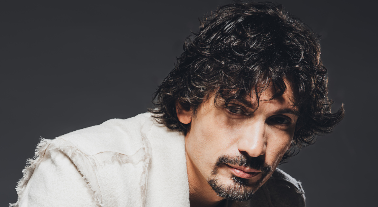 Pierdavide Carone: «Dopo il dolore per la morte di papà, sono rinato. Quando tocchi il fondo capisci che la felicità è una scelta»